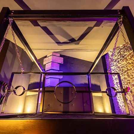 Cherie Cherry - Romantic And Bdsm House Брие Экстерьер фото