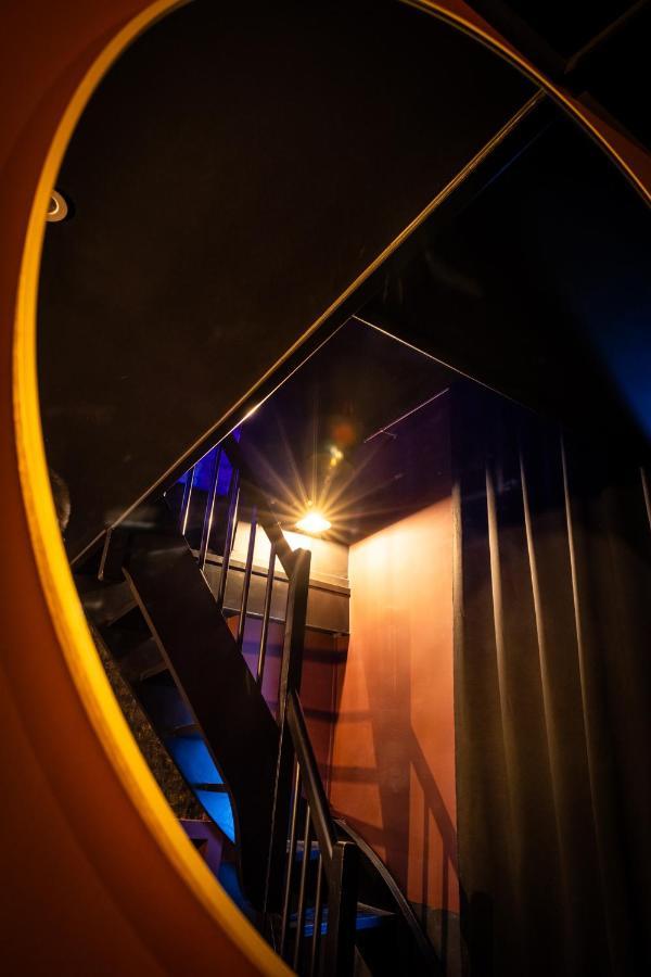 Cherie Cherry - Romantic And Bdsm House Брие Экстерьер фото