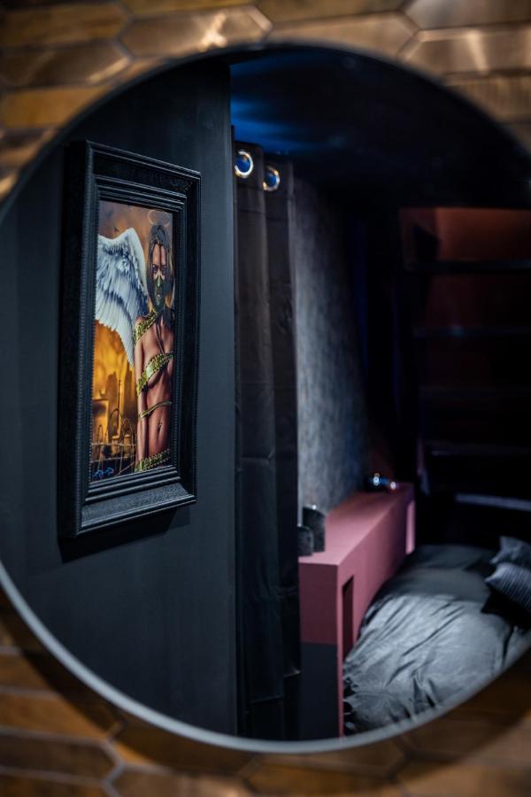 Cherie Cherry - Romantic And Bdsm House Брие Экстерьер фото