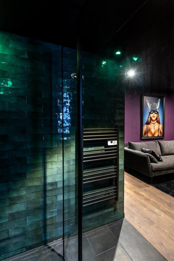 Cherie Cherry - Romantic And Bdsm House Брие Экстерьер фото